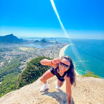 Morro Dois Irmãos + Almoço em Copacabana